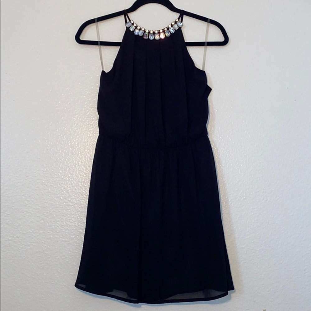 Black Sleeveless A’gaci Blouse